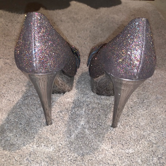Sparkly, 6in, peep toe - Picture 2 of 5